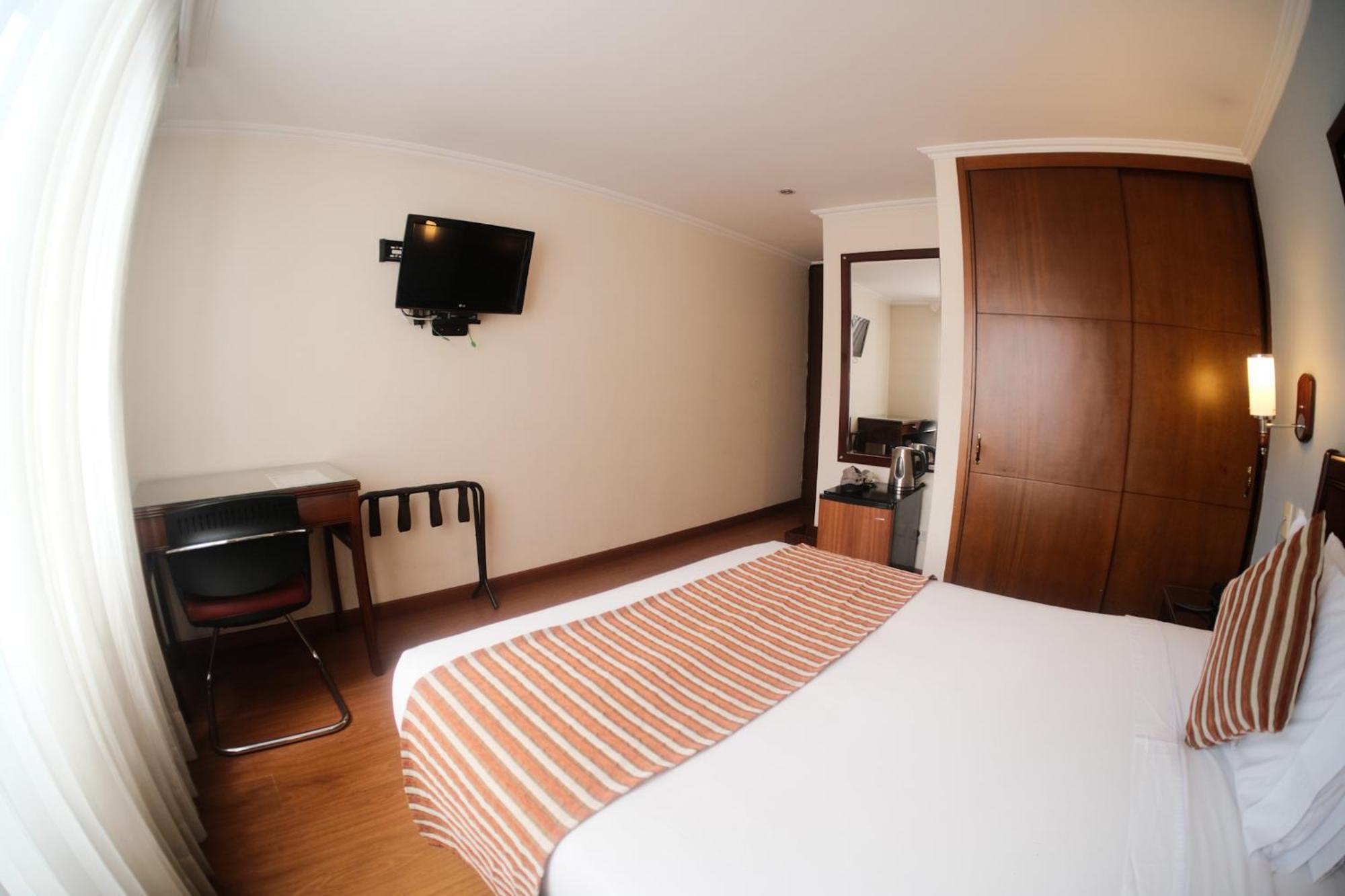 Hotel San Pablo Bogota Buitenkant foto